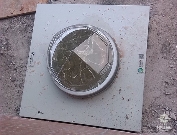 室外鉆石形采光罩安裝圖 室外鉆石形采光罩安裝圖