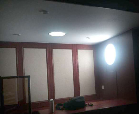 上海某裝飾公司辦公室應用正能量光導管照明系統(tǒng) 上海某裝飾公司辦公室應用正能量光導管照明系統(tǒng)