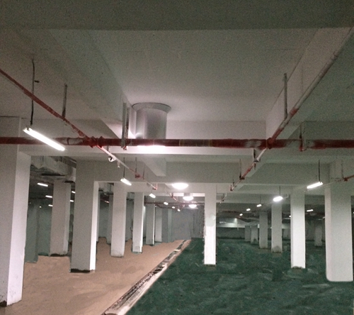 紅橋中學車庫光導照明系統(tǒng) 紅橋中學車庫光導照明系統(tǒng)